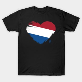 I love my country. I love the Netherlands. I am a patriot. In my heart, there is always the flag of the Netherlands. T-Shirt